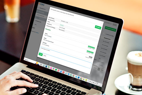Portal do cliente para solicitar pedidos, acompanhar status e consultar relatórios dos serviços